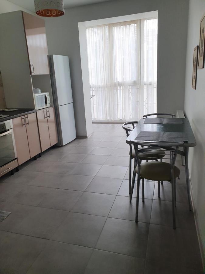 Нова Квартира За Доступною Ціною. Lutsʼk Extérieur photo